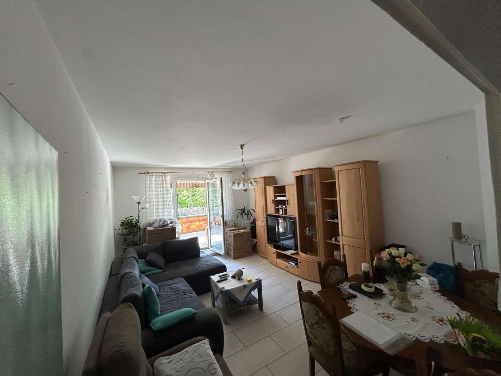 Zentrale 3,5-Zimmer-Wohnung ca. 96 m² – inkl. Einbauküche und Balkon! - Foto 2