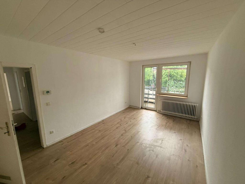 Frisch renovierte 2,5 Zimmer Wohnung in Top Lage - inkl. Einbauküche und Balkon! - Photo 2
