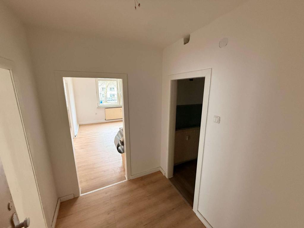 Erstbezug nach Sanierung – moderne 3-Zimmer-Wohnung mit Einbauküche in Gelsenkirchen-Rotthausen - Foto 5