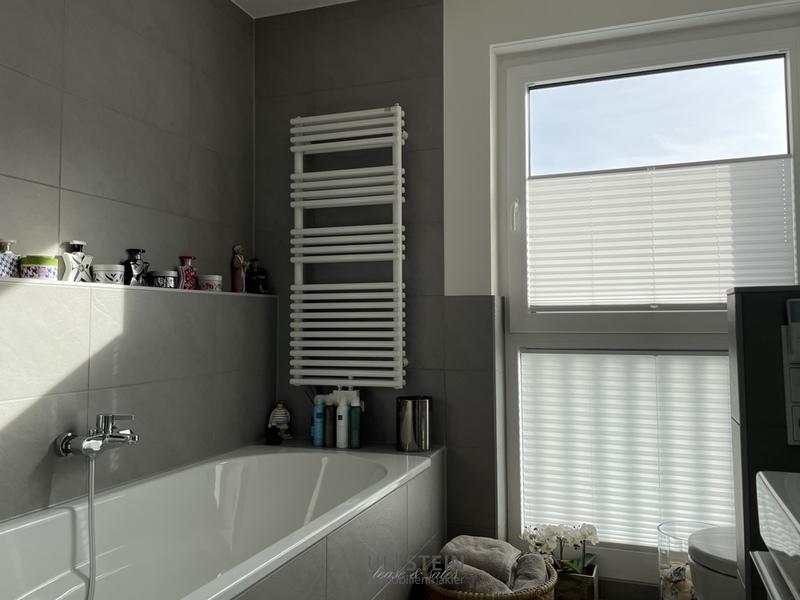 Bad mit Wanne+Dusche