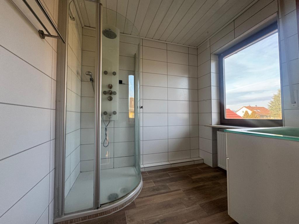 Charmante 3,5-Zimmer-Wohnung mit Balkon und Stellplatz zu vermieten - Photo 4