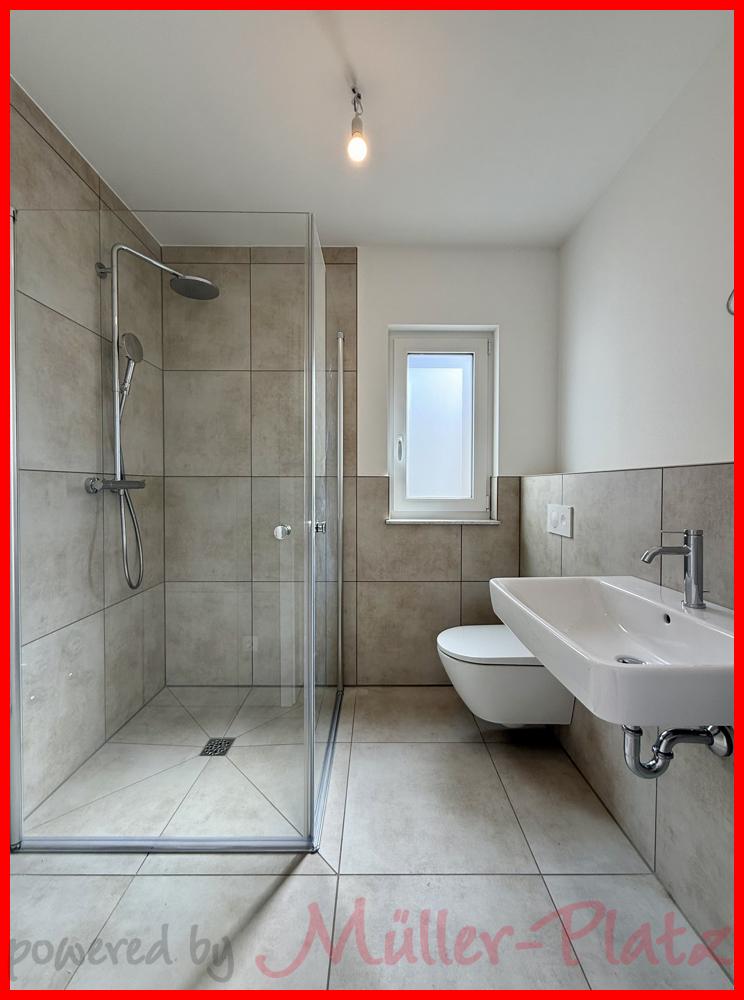 Moderne Neubauwohnung mit Einbauküche & Terrasse – energieeffizient wohnen auf Top-Niveau! - Photo 3