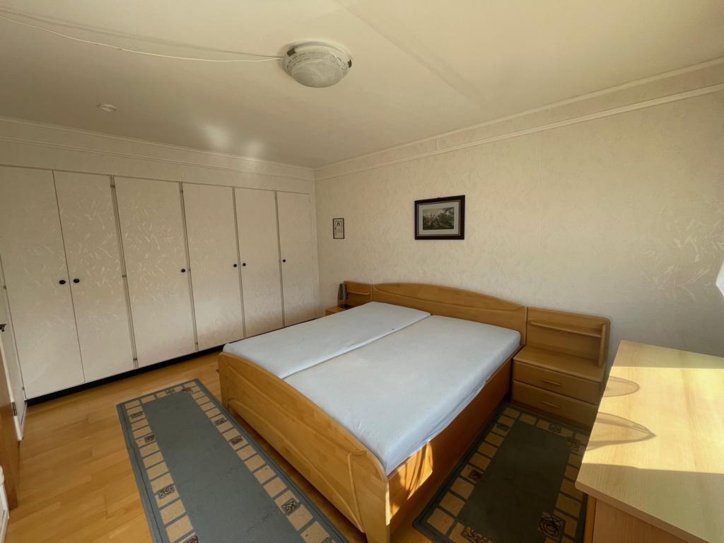 EG: Elternschlafzimmer 1 