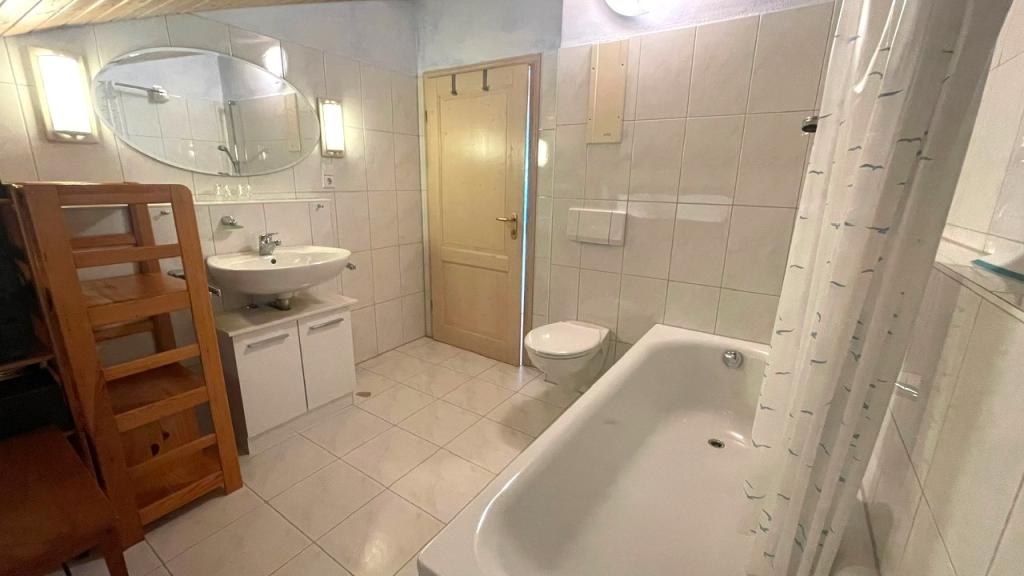 G: Badezimmer 2