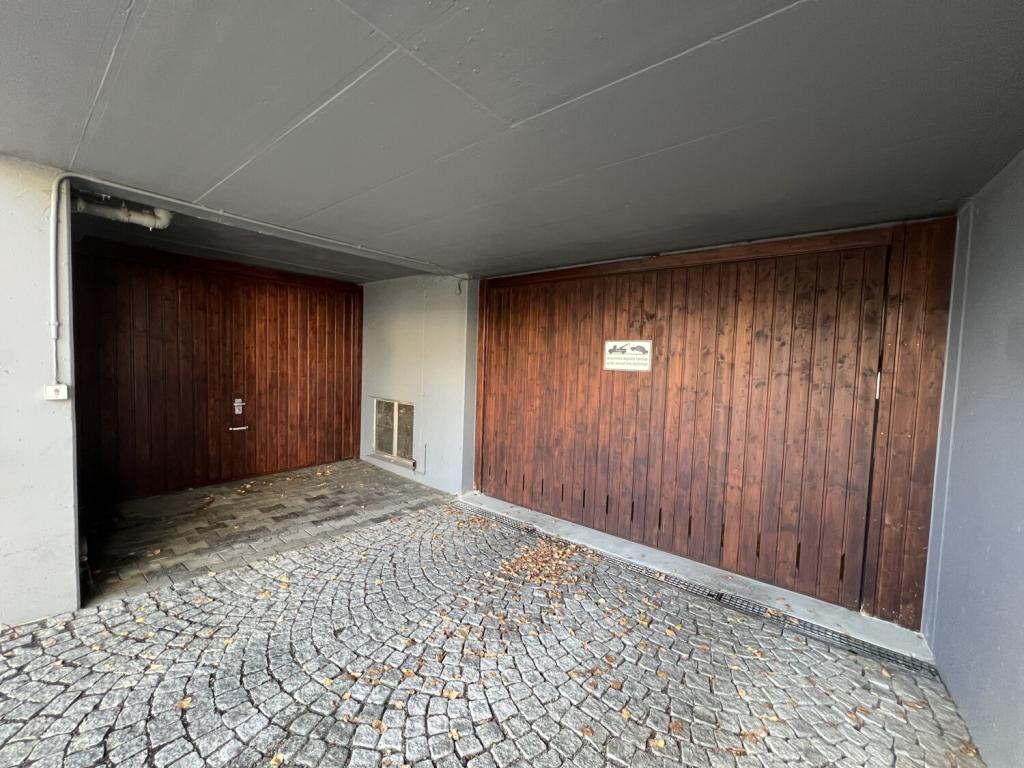 Fahrrad- und Tiefgarage