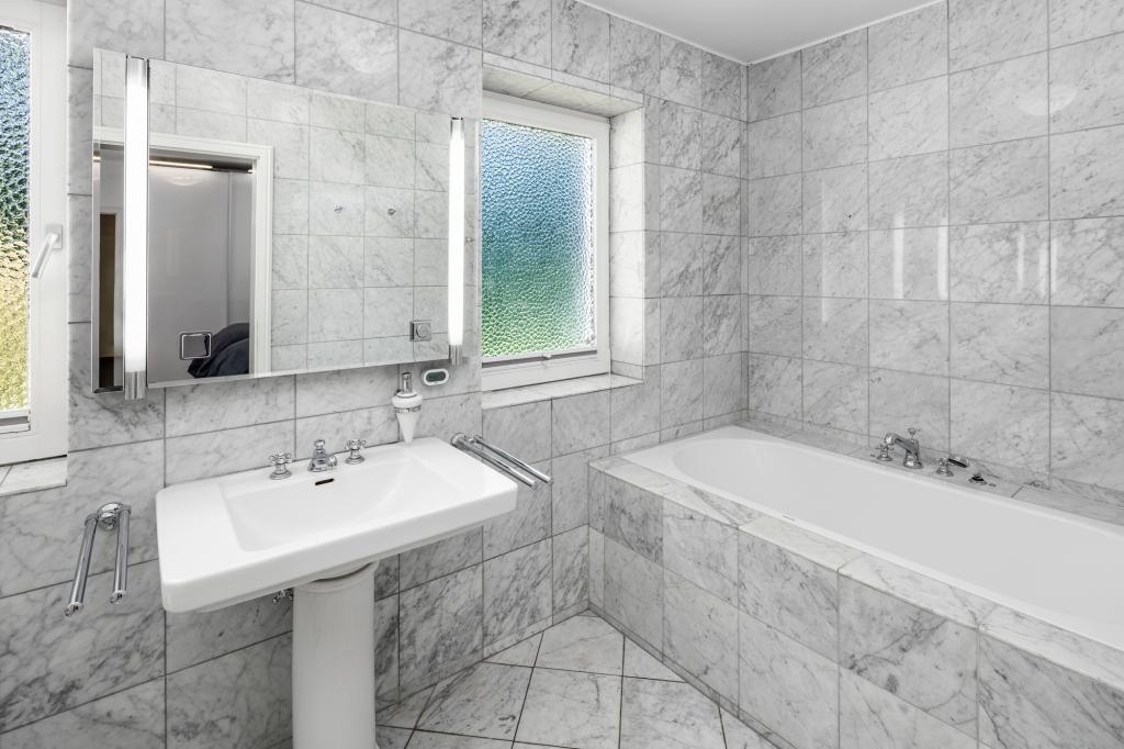 En-Suite-Bad