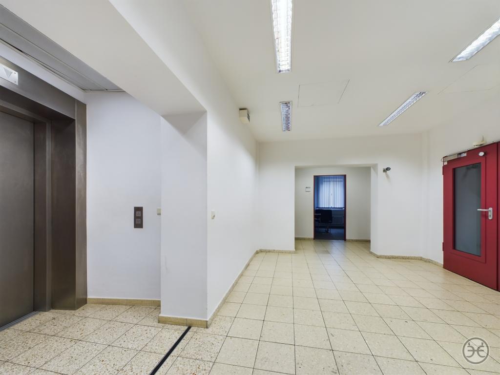 Eden-Ehbrecht-Immobilien_Büroflächen_Telekom-Gebäude_044