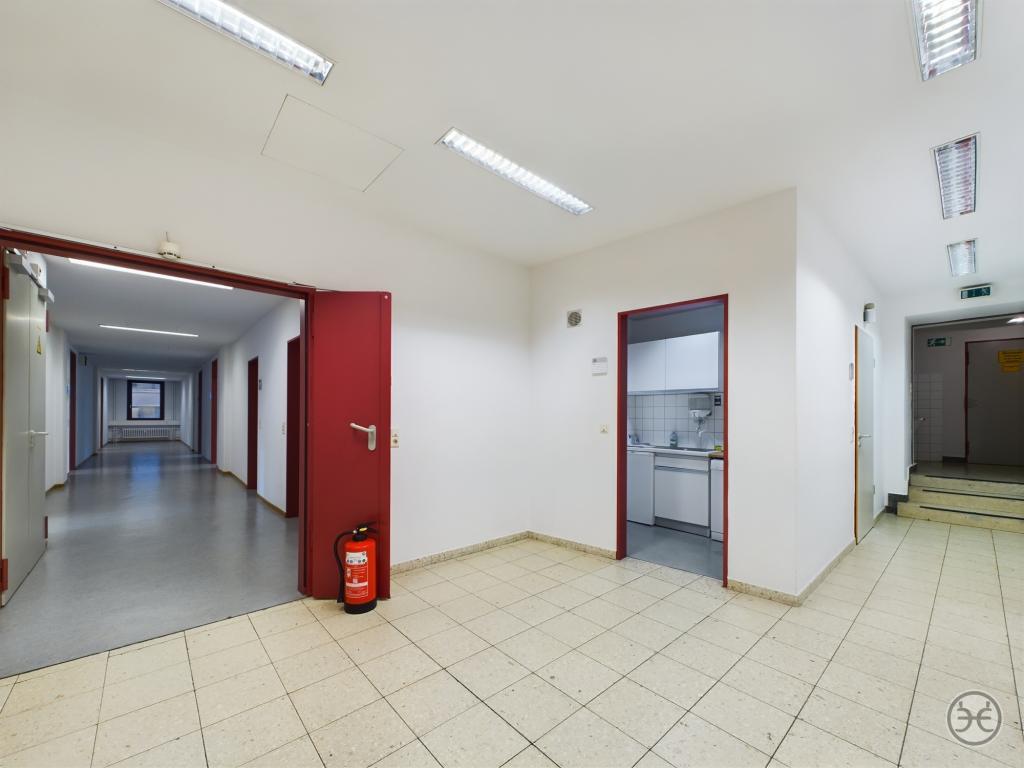 Eden-Ehbrecht-Immobilien_Büroflächen_Telekom-Gebäude_037