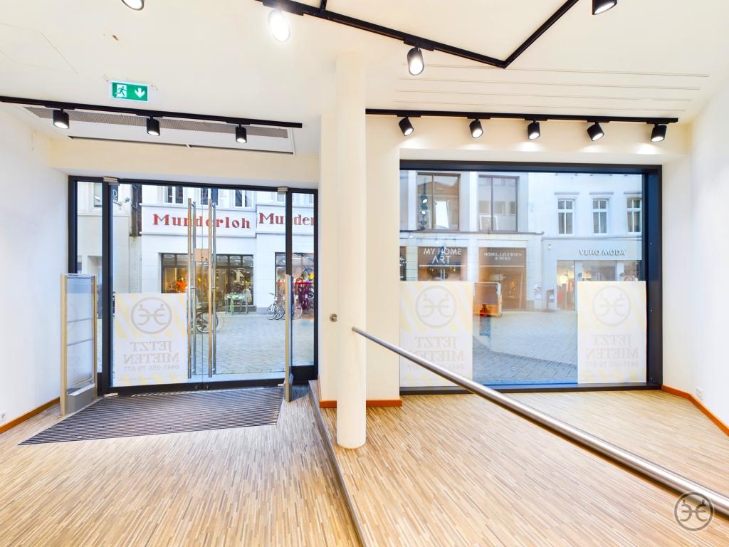 Eden-Ehbrecht-Immobilien_Gewerbemakler_Top-Verkaufsfläche003