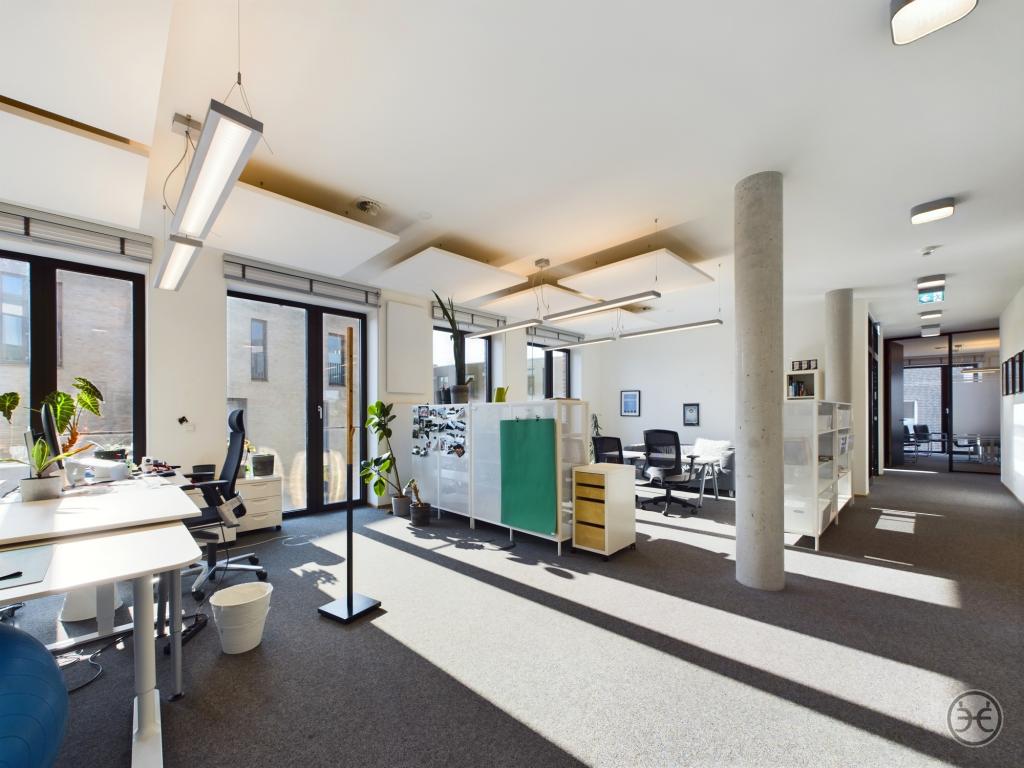 Eden-Ehbrecht-Immobilien_Vermietung_Büro_Alter-Stadthafen_059