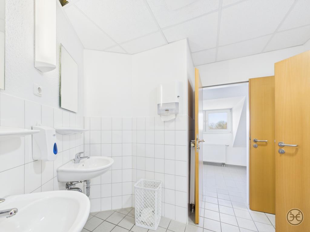 Eden-Ehbrecht-Immobilien_Bürofläche_Kreyenbrück_DG_035