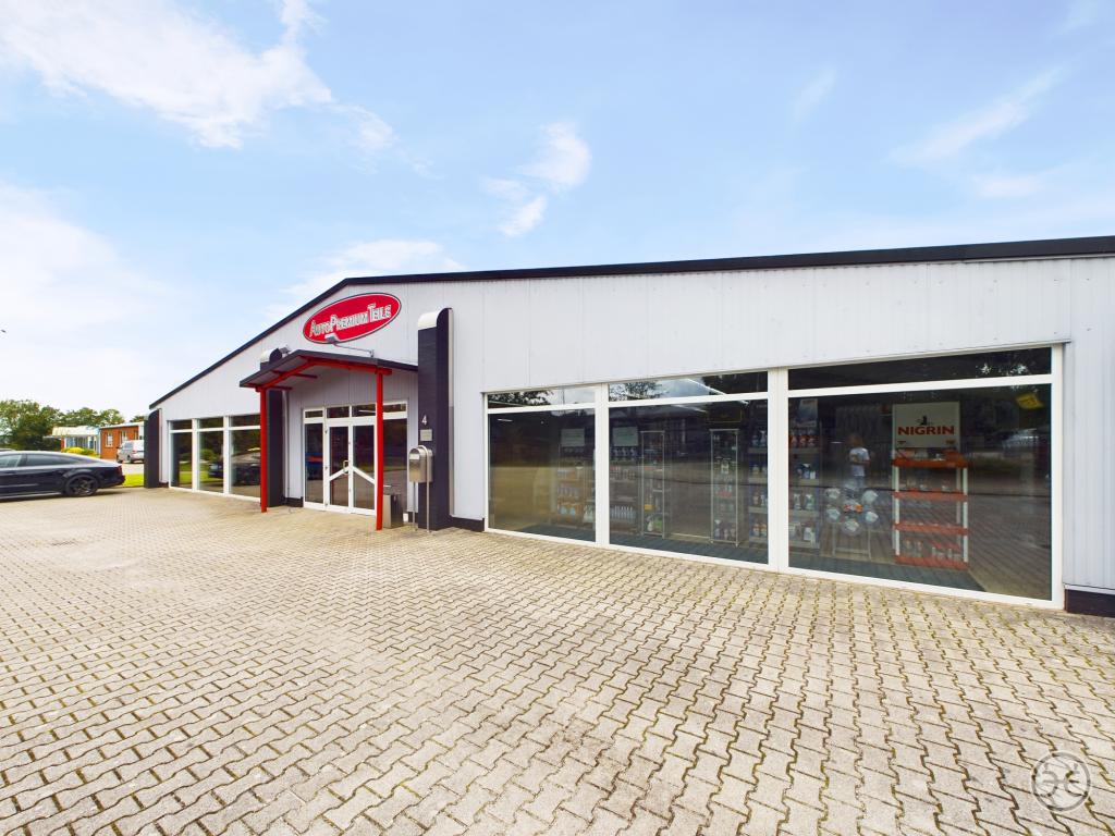 APT_Gewerbehalle_Hesel004