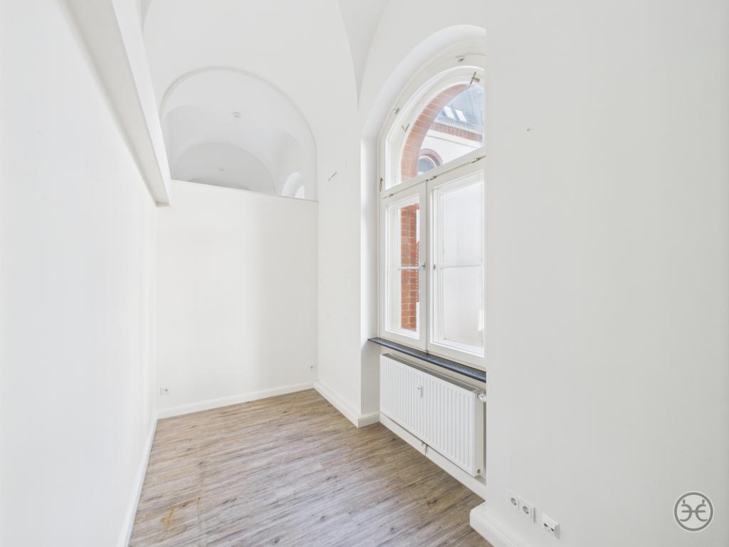 Eden-Ehbrecht-Immobilien_Vermietung_Praxis_Kaiserliche-Post_085