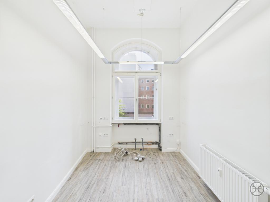 Eden-Ehbrecht-Immobilien_Vermietung_Praxis_Kaiserliche-Post_069