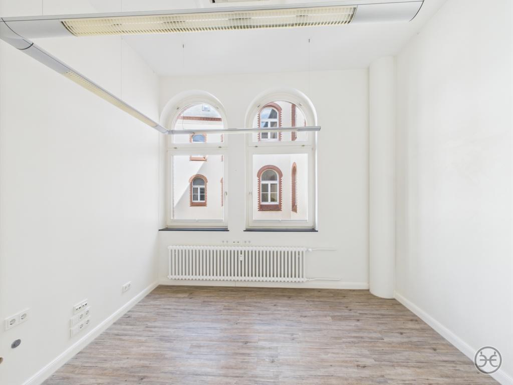 Eden-Ehbrecht-Immobilien_Vermietung_Praxis_Kaiserliche-Post_020