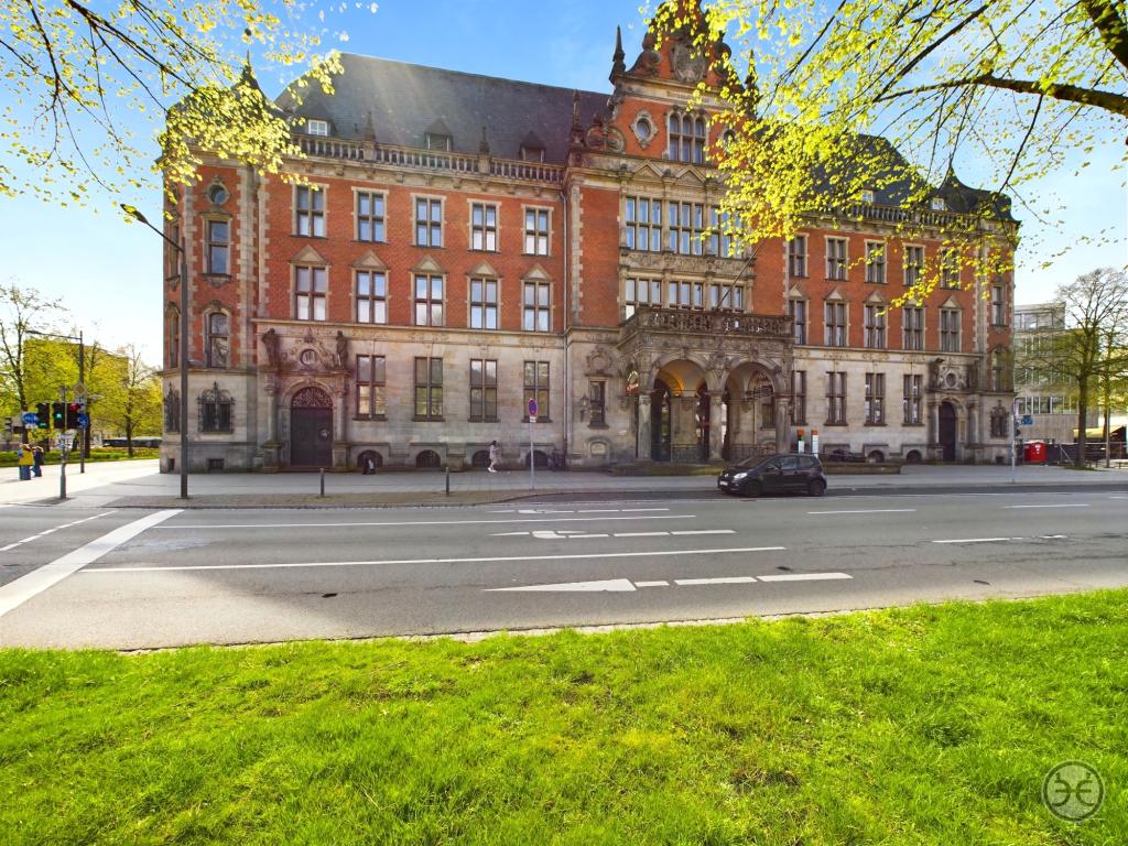 Eden-Ehbrecht-Immobilien_Bürofläche_Kaiserliche-Post_1OG_E1027