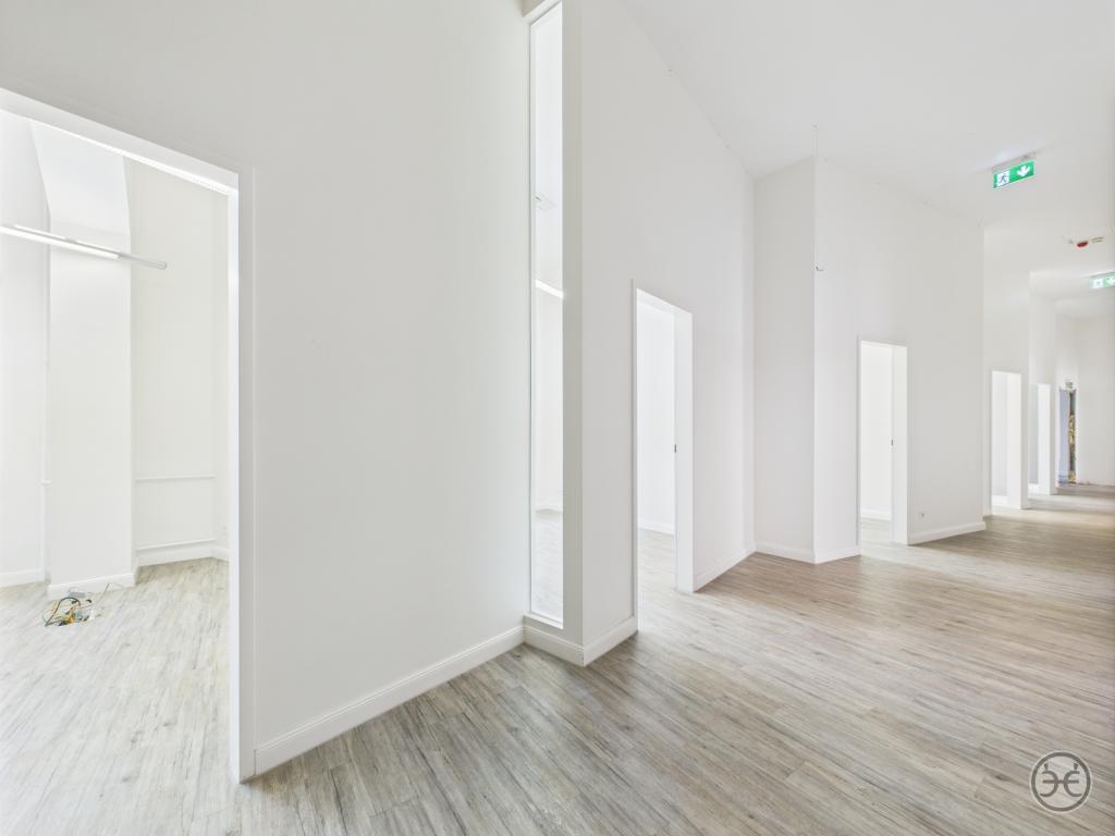 CAM05560G0-PR0011-STILL005