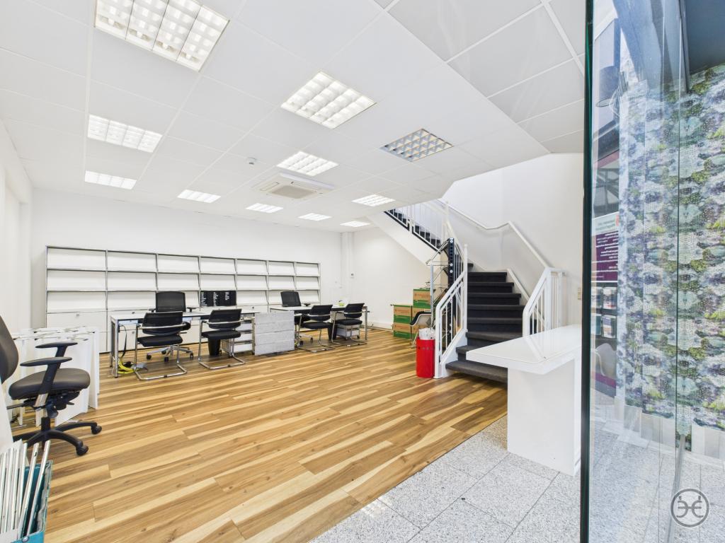 CAM05560G0-PR0015-STILL004