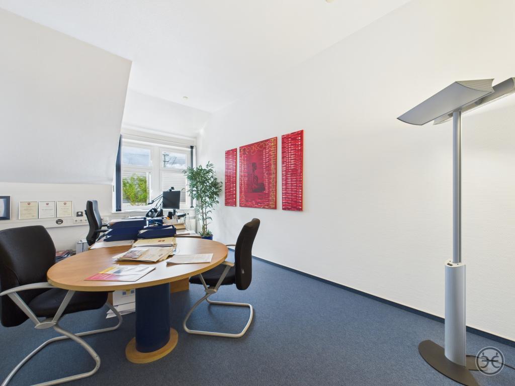 CAM05560G0-PR0024-STILL032