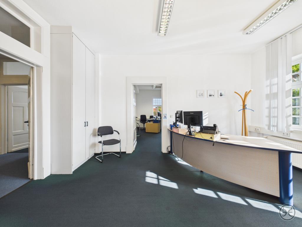 CAM05560G0-PR0024-STILL009