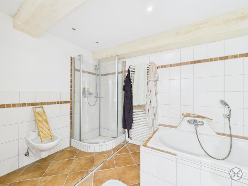 CAM05560G0-PR0025-STILL025