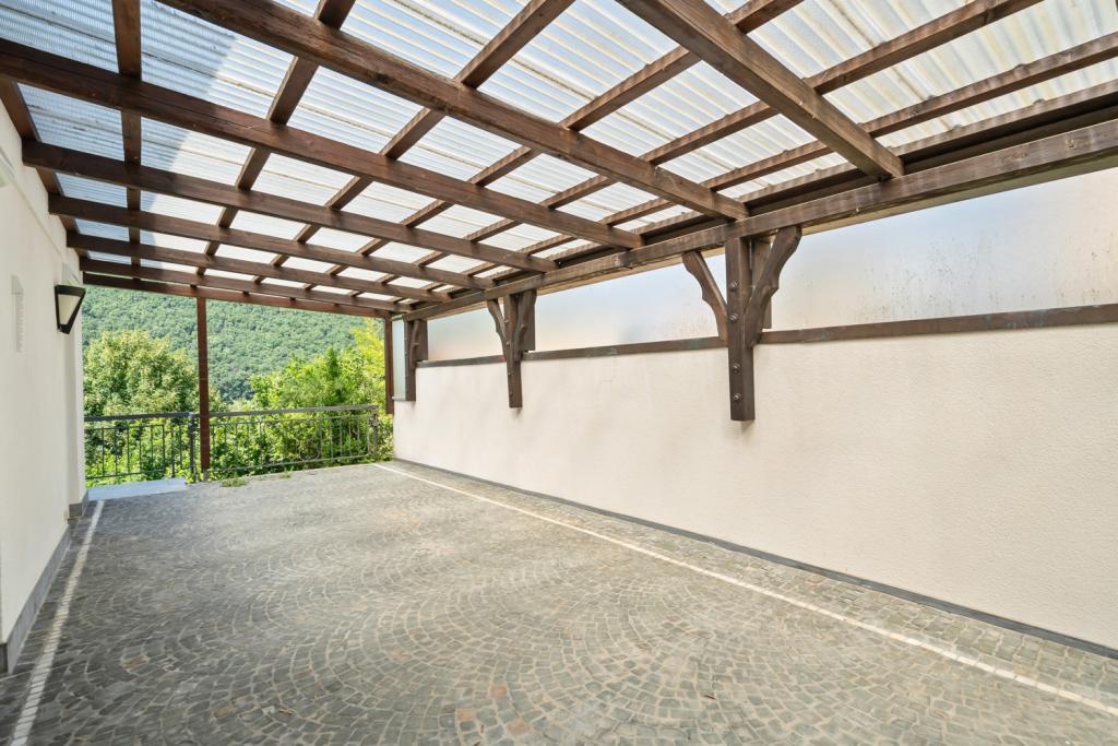 Überdachte Terrasse