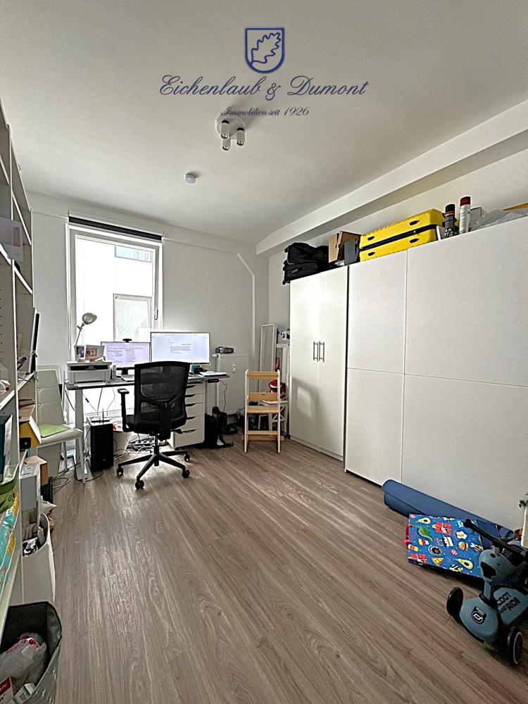 Arbeitszimmer