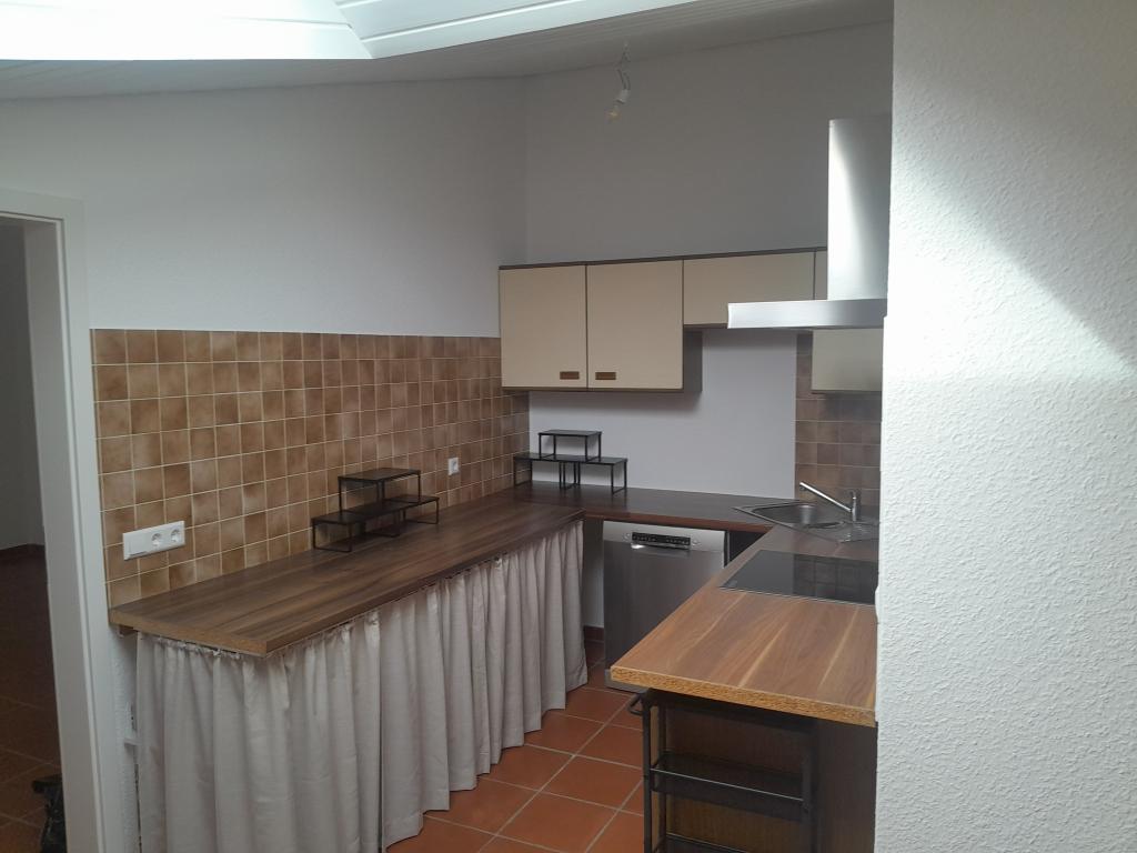 Großzügige 2-Zimmer-Wohnung im Dachgeschoss, Miete, St. Johann - Foto 1