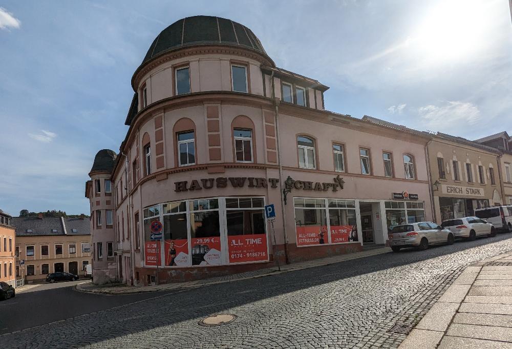 Günstige 3-Zimmer-Wohnung in zentraler Lage von Markneukirchen: Ideal für Handwerker und Visionäre! - Foto 4