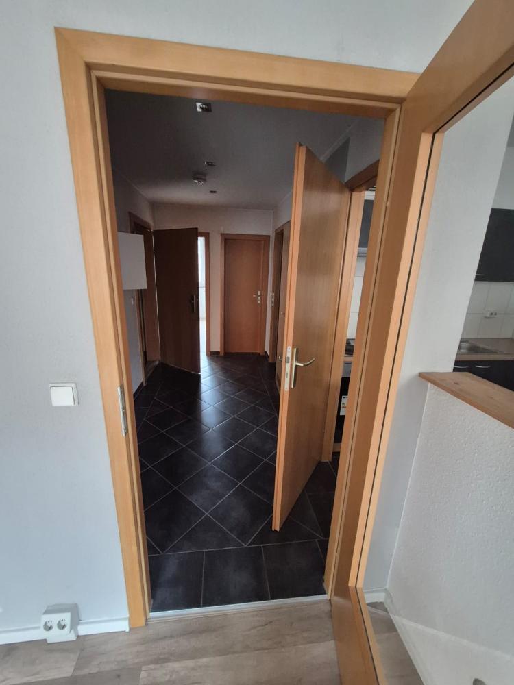 Helle 3-Zimmer-Wohnung mit Balkon und moderner Einbauküche - Photo 5