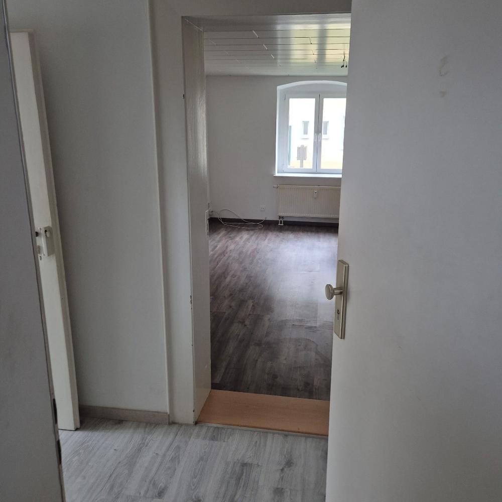 Helle 3-Raum-Wohnung im EG mit Stellplatz & Keller in naturnaher Lage - Photo 3
