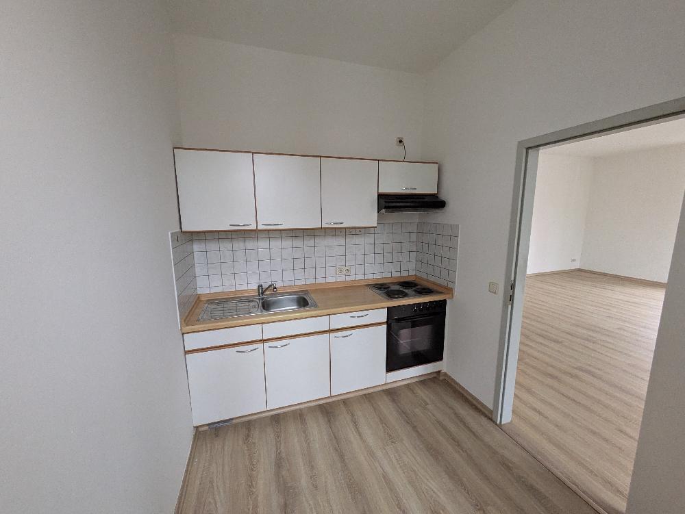 Lichtdurchflutete 1-Raum-Wohnung mit Einbauküche - Photo 3