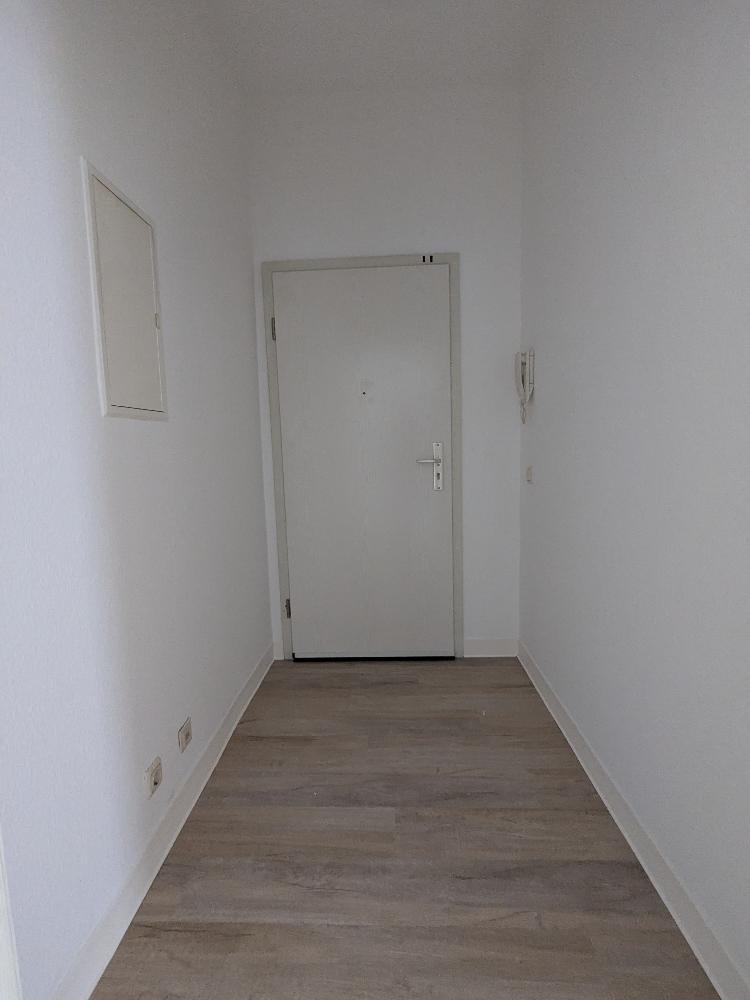 AKTION! 1 Monat Kaltmietfrei - großzügige 1-Raum Wohnung mit Balkon im Erdgeschoss - Photo 5