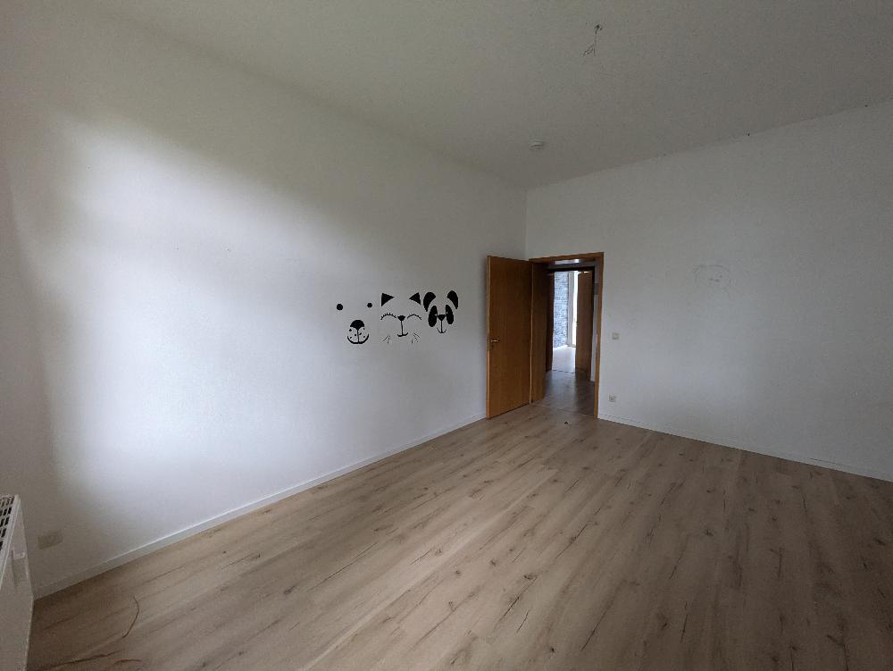 3-Zimmer-Wohnung im EG mit Balkon & eigenem Eingang – Denkmalobjekt, idealer Preis - Photo 5