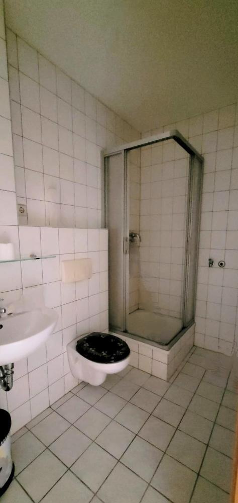 Möblierte 2-Raum-Wohnung mit moderner Einbauküche - Foto 3