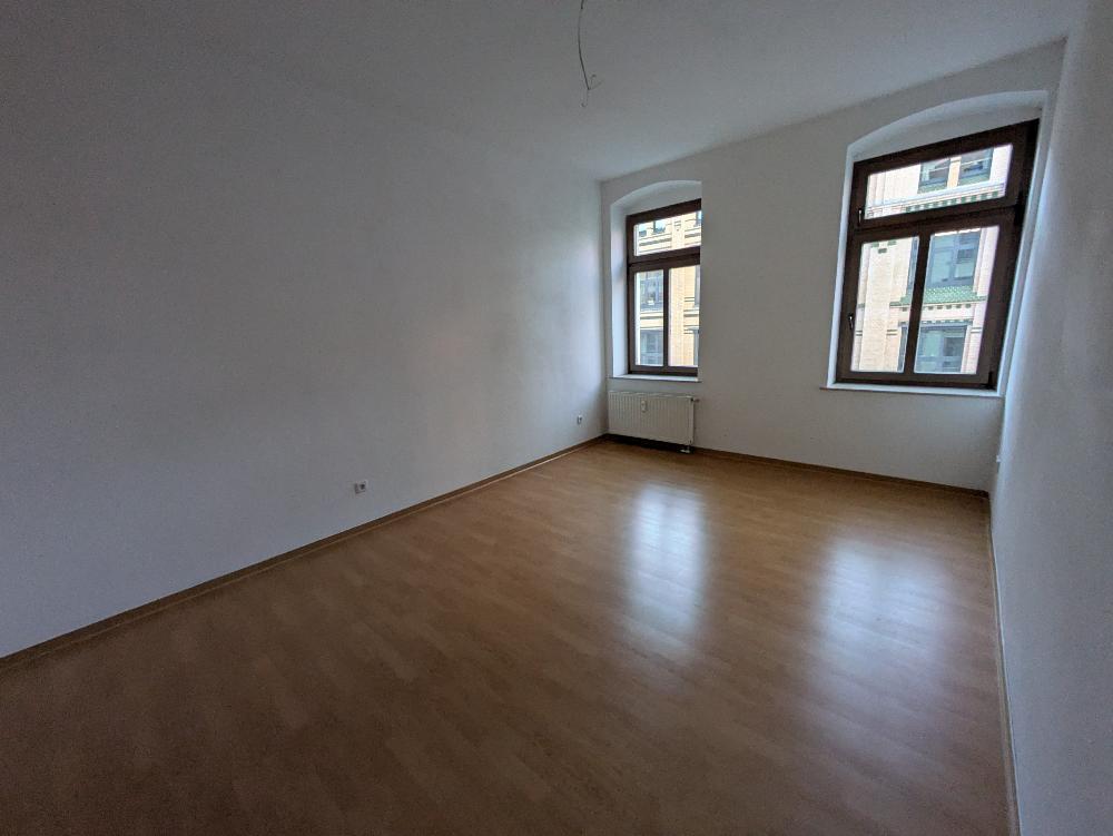 3-Raum-Wohnung mit beeindruckendem Panoramafenster - Photo 3