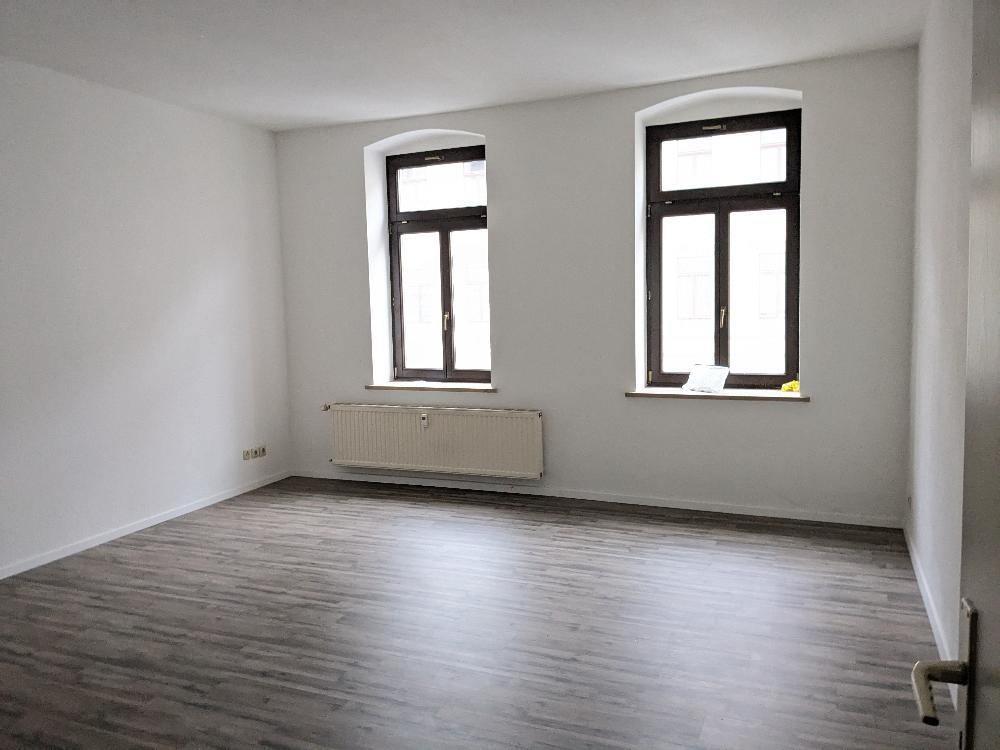 Schicke 3-Raumwohnung, Küche und Badezimmer mit Taglicht - Photo 2