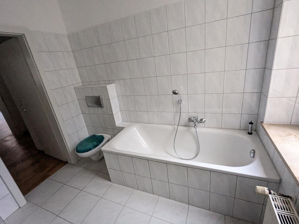 Schicke 3-Raumwohnung, Küche und Badezimmer mit Taglicht - Photo 3