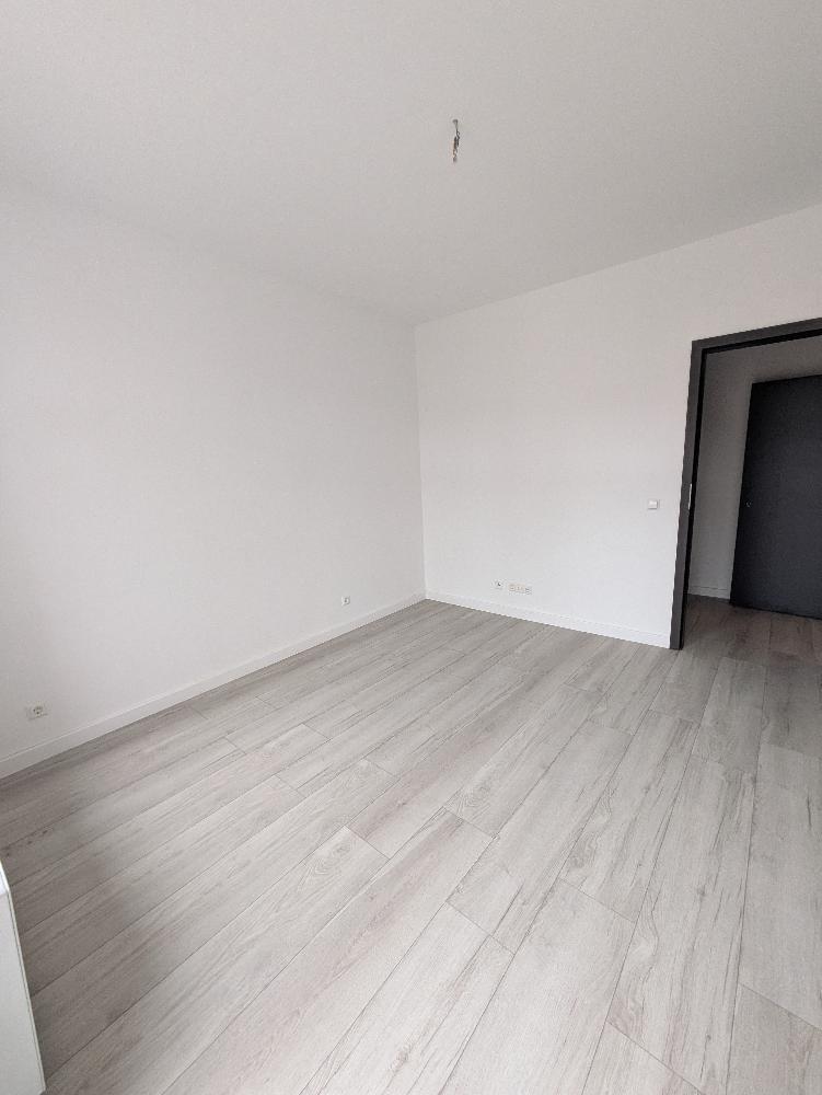 Erstbezug! Hochwertige 2-Raum-Wohnung mit Balkon, Aufzug & Stellplatz in Chemnitz - Photo 5