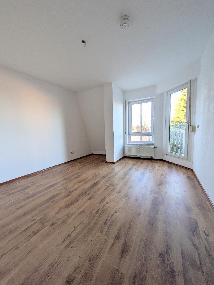 Sonnige 2-Raum-Wohnung mit Balkon in Oberrabenstein - Photo 1