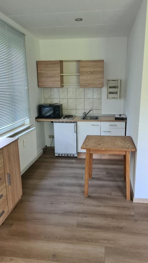 teilmöbliertes 1-Zimmer Apartment in ZWICKAU Oberhohndorf - Photo 2