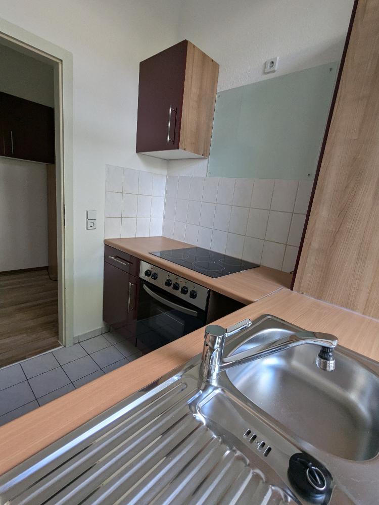 schicke 2 Raumwohnung in zentraler Lage mit Einbauküche & guter ÖPNV Anbindung - Photo 5