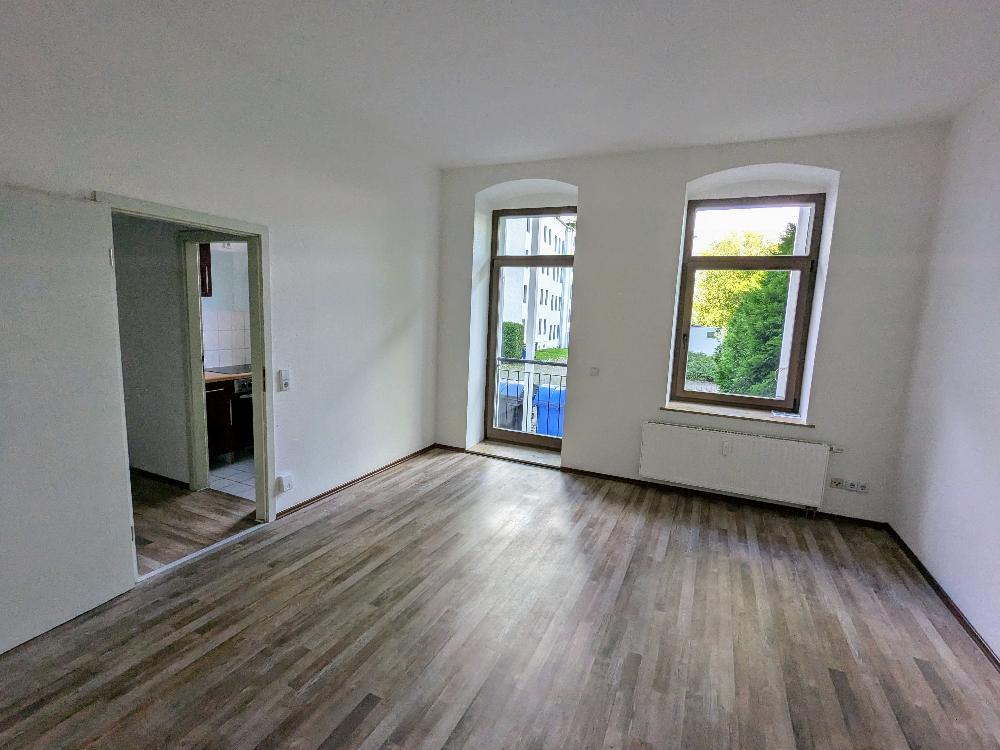 schicke 2 Raumwohnung in zentraler Lage mit Einbauküche & guter ÖPNV Anbindung - Photo 3