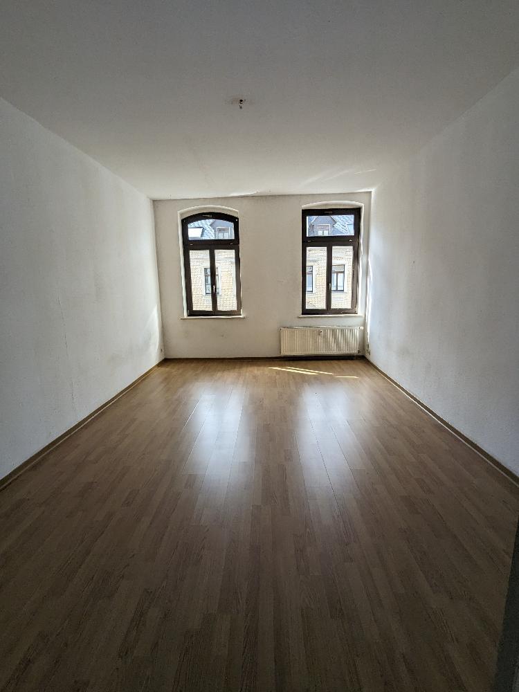 Helle 3 Raumwohnung, mit größzügigen Räumen und Badezimmer mit Taglicht - Photo 1