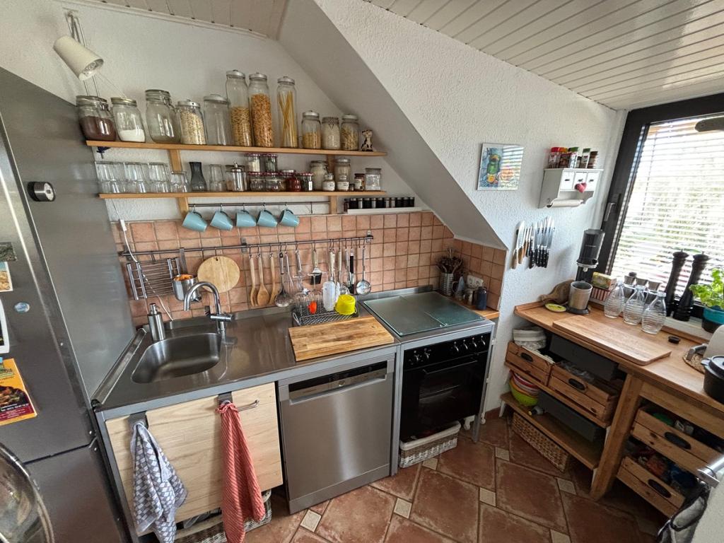 Lichtverwöhnte, toll geschnittene 3,5 Zimmer Maisonette ETW mit Balkon und Garten - Foto 5