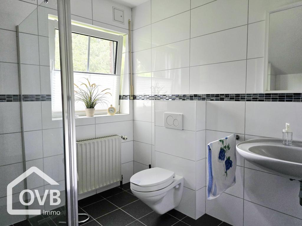 Badezimmer 1 DG