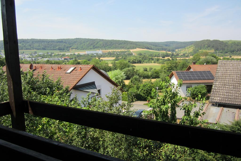 DH-Hälfte in Tauberbischofsheim Ortsrand Impfingen mit Blick ins Taubertal - Foto 5