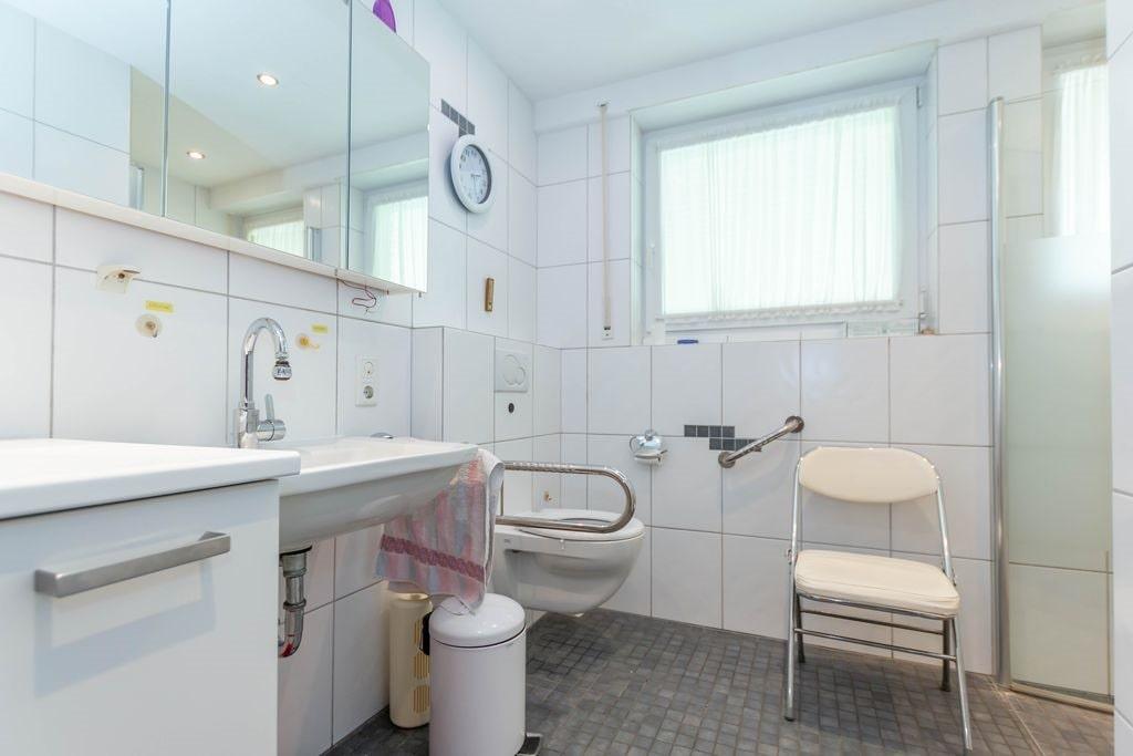 Badezimmer Erdgeschoss