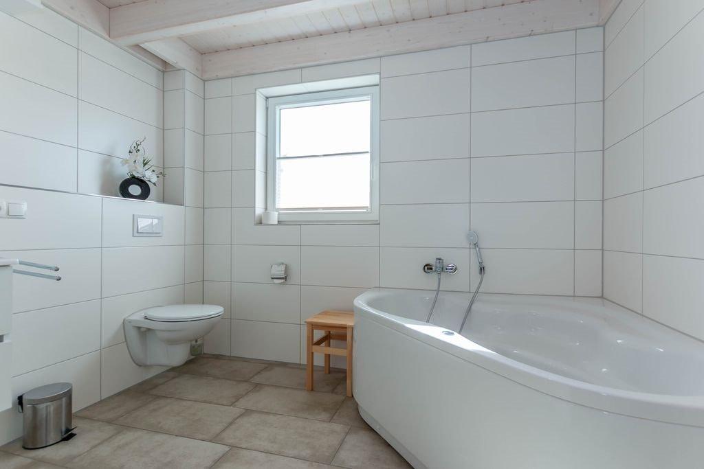 Badezimmer HANNA 86
