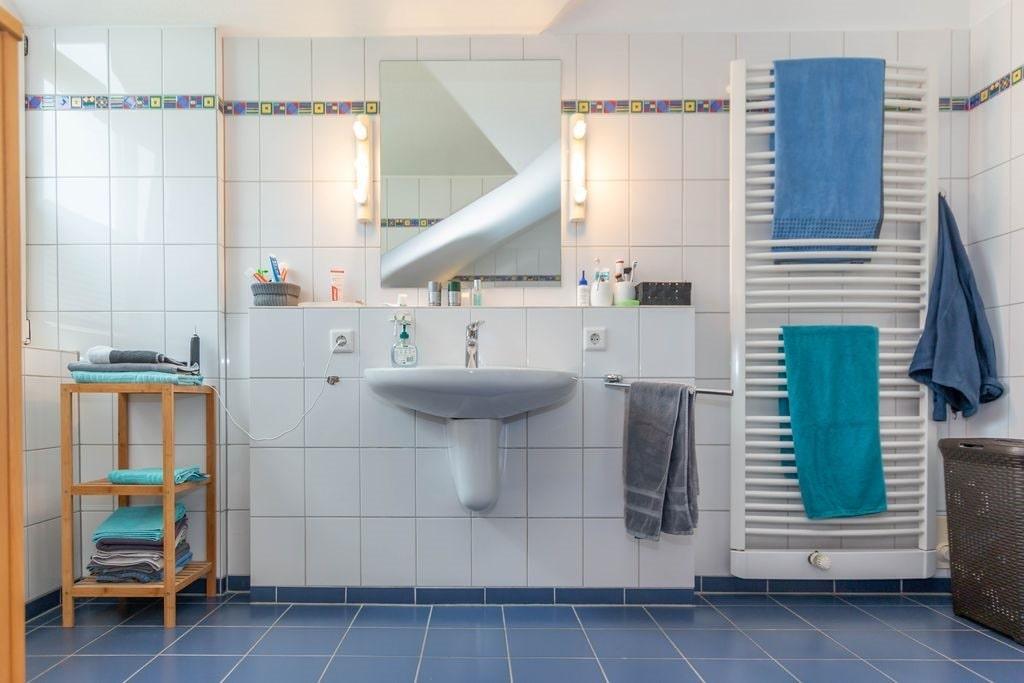 Bad mit Dusche